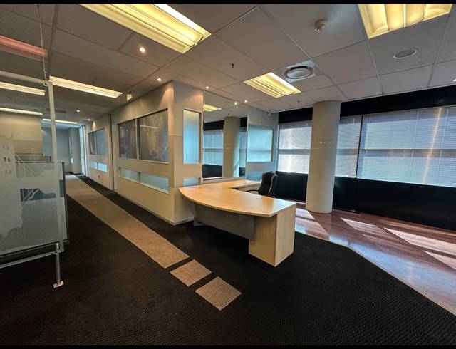 248M² OFFICE TO LET IN SANDTON CENTRAL